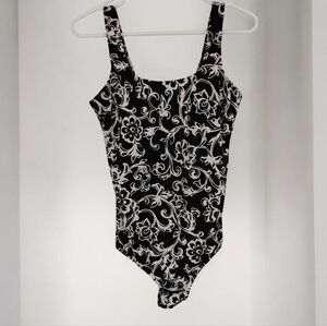 Land's End Ladies Soft Cup Tug-less Black & White Floral Swimsuit - Size 12